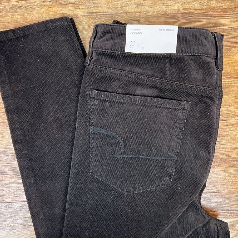 NWT American Eagle corduroy hi-rise jegging jeans AEO outfitters New